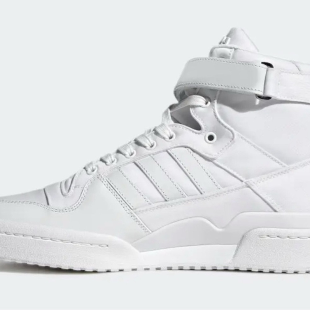 Prada White Leather Sneakers with Pouch - Picture 4 of 5